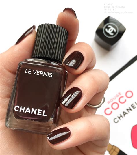 CHANEL LE VERNIS SPRING 2018 SWATCHES 